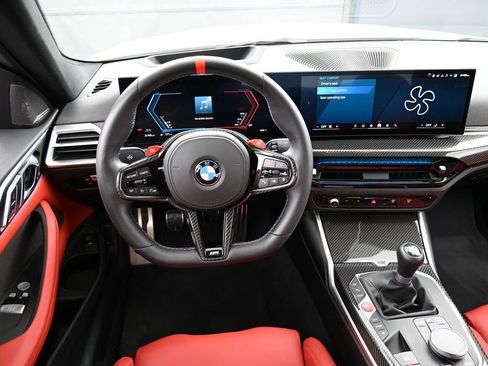 Used 2025 BMW M4 Coupe w/ Executive Package image 19