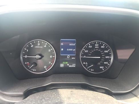 Used 2024 Subaru Outback Limited AWD/4WD image 11