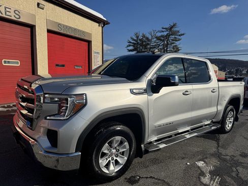 Used 2021 GMC Sierra 1500 SLE image 4