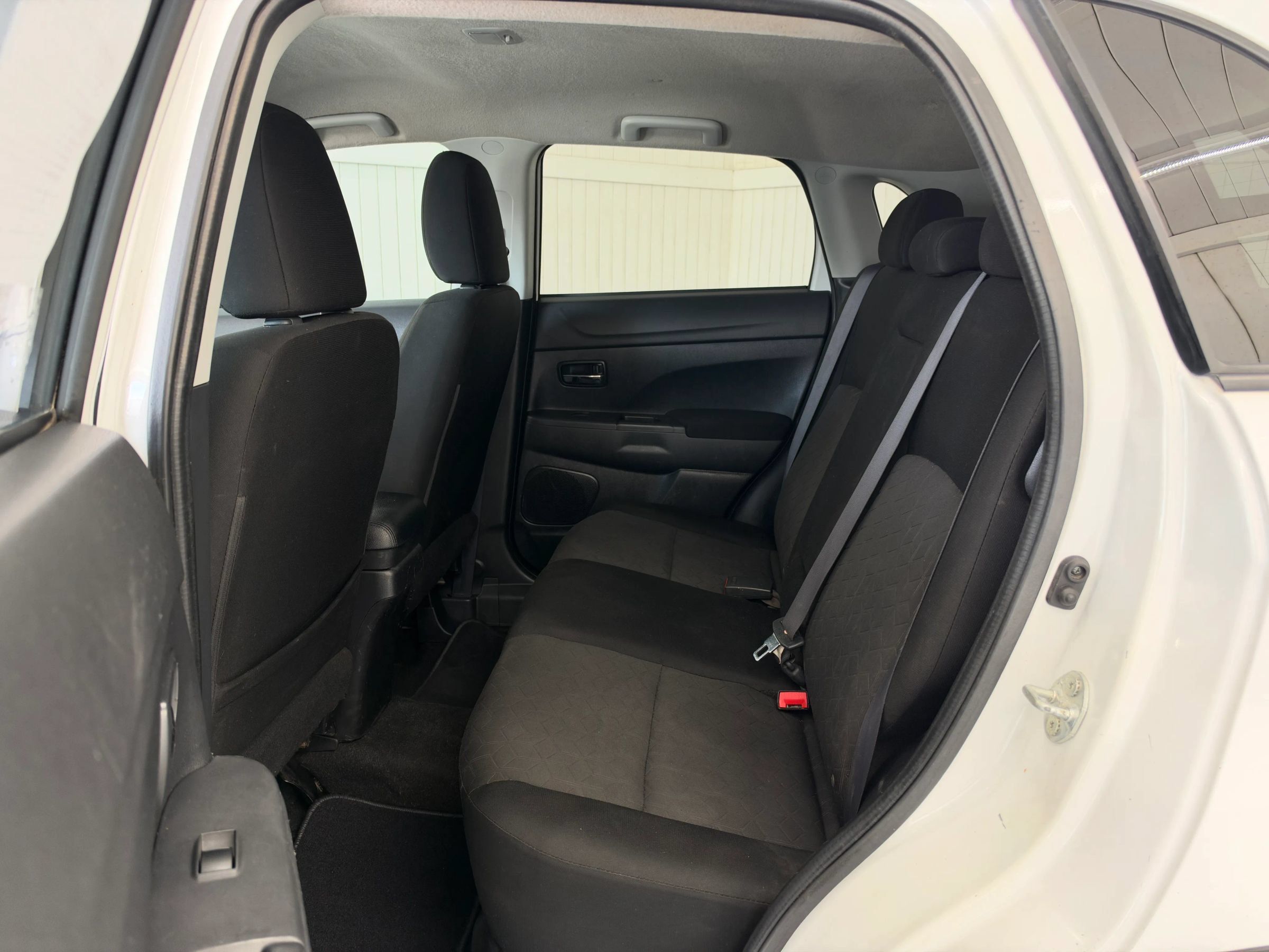Used 2020 Mitsubishi Outlander Sport ES FWD image 12