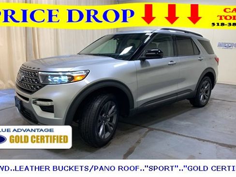 Certified 2022 Ford Explorer XLT w/ Equipment Group 202A image 8