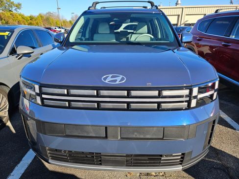 Certified 2025 Hyundai Santa Fe SEL image 2