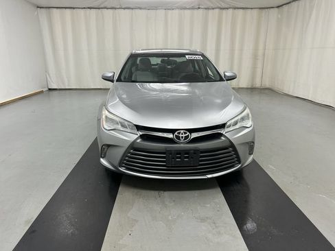 Used 2015 Toyota Camry XLE FWD image 3