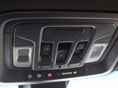 Used 2020 Chevrolet Silverado 3500 High Country w/ Z71 Off-Road Package image 30