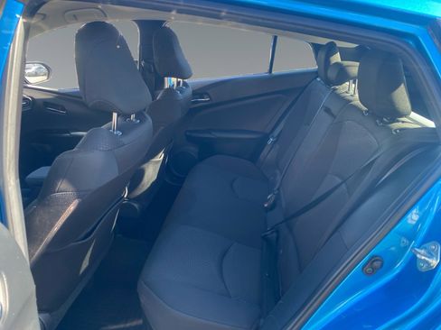 Used 2022 Toyota Prius LE image 13