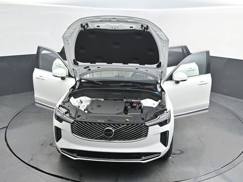 New 2026 Volvo XC90 B6 Ultra w/ Protection Package Premier AWD/4WD image 34