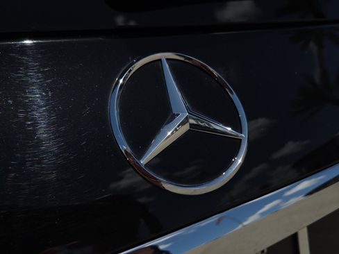 Certified 2024 Mercedes-Benz GLS 450 4MATIC image 37