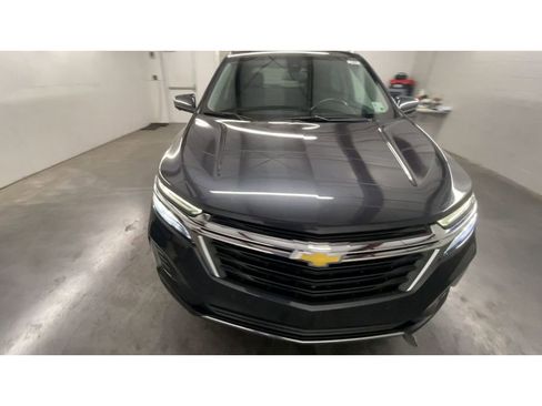 Used 2022 Chevrolet Equinox LT image 3