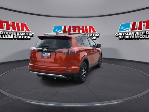 Used 2016 Toyota RAV4 SE AWD/4WD image 7