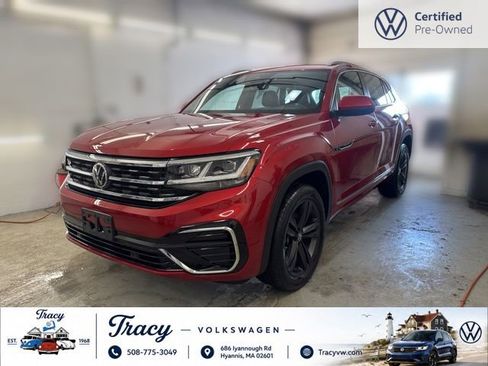 Certified 2022 Volkswagen Atlas Cross Sport SEL R-Line AWD/4WD image 4