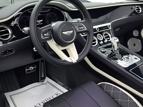 Used 2024 Bentley Continental GT Speed image 38