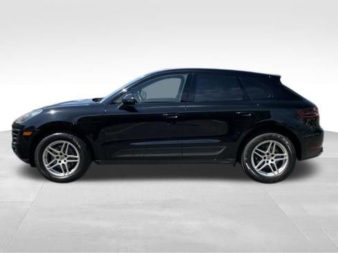 Used 2017 Porsche Macan AWD/4WD image 4
