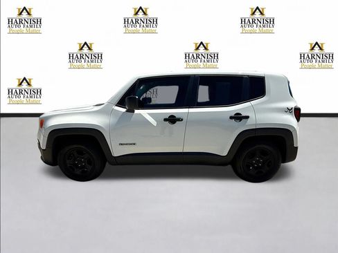 Used 2016 Jeep Renegade Sport w/ Power & Air Group FWD image 2