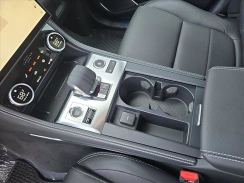 New 2026 Jaguar F-PACE R-Dynamic S image 21