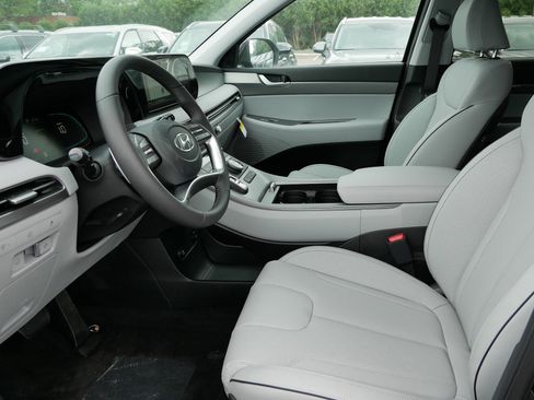 New 2025 Hyundai Palisade SEL image 6