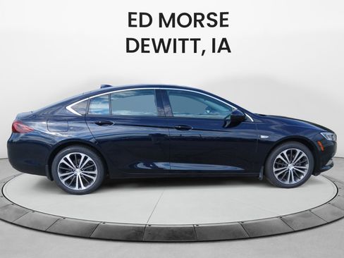 Used 2018 Buick Regal Essence w/ Driver Confidence Package #1 FWD image 6