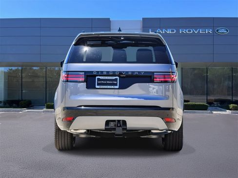 New 2025 Land Rover Discovery Dynamic SE image 5