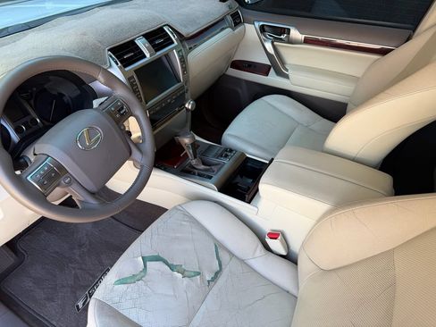 Used 2012 Lexus GX 460 AWD/4WD image 24