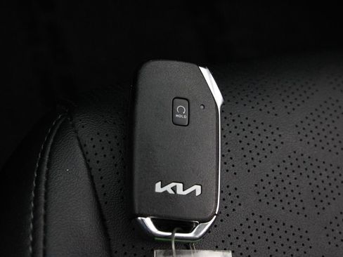 Used 2024 Kia Seltos EX AWD/4WD image 30