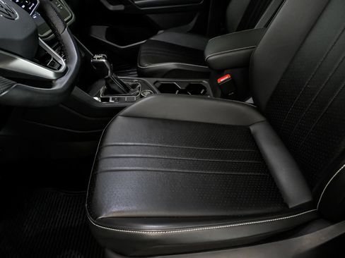 Certified 2024 Volkswagen Tiguan SE R-Line AWD/4WD image 12