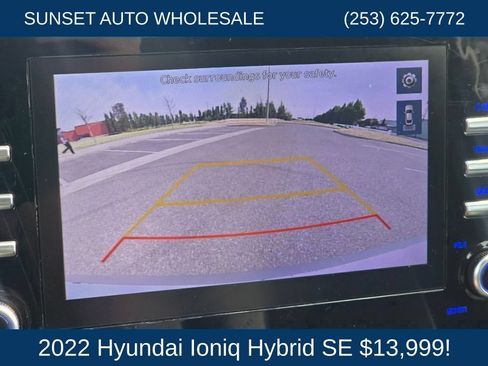 Used 2022 Hyundai Ioniq SE FWD image 32