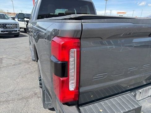 Used 2025 Ford F350 Lariat w/ Black Appearance Package AWD/4WD image 31