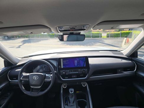 Used 2026 Toyota Grand Highlander FWD image 20