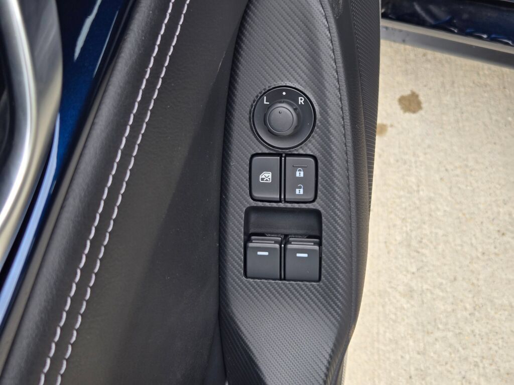 New 2026 MAZDA MX-5 Miata Club w/ Weather Package RWD image 14