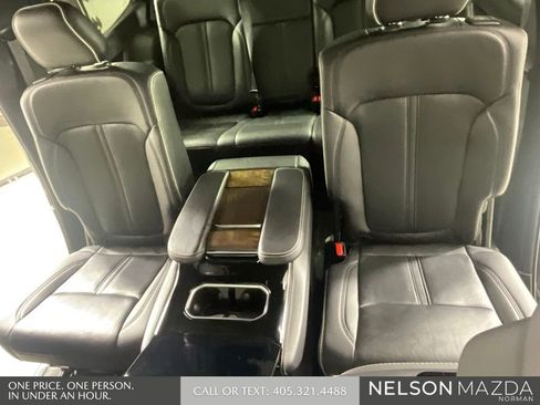 Used 2022 Jeep Grand Wagoneer Series II AWD/4WD image 26