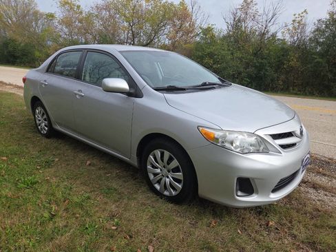 Used 2012 Toyota Corolla LE image 8
