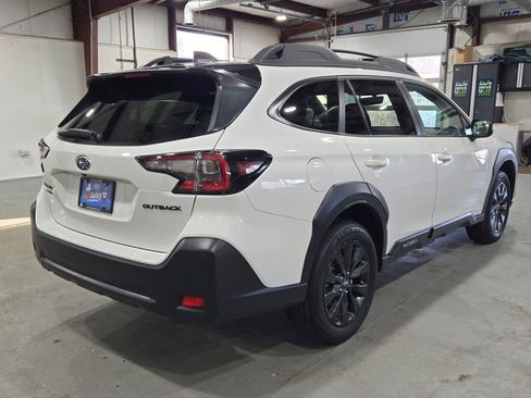 Used 2024 Subaru Outback Onyx Edition image 16
