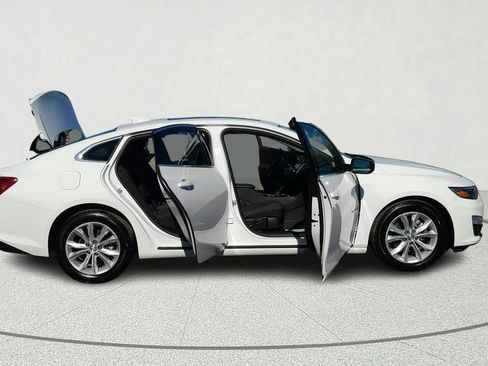 Used 2024 Chevrolet Malibu LT FWD image 14