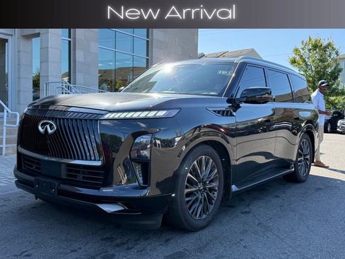 Used 2025 INFINITI QX80 Autograph AWD/4WD image 2