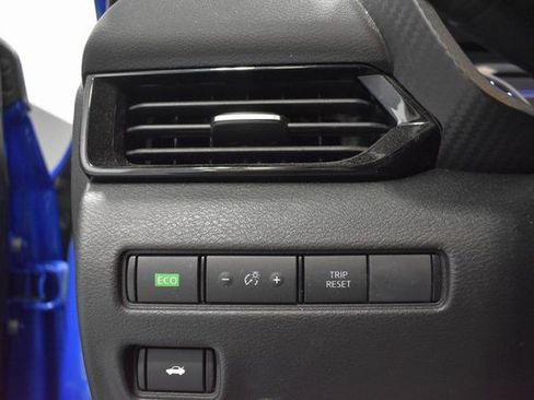 Used 2023 Nissan Sentra SV image 17