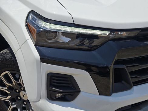 Certified 2024 Chevrolet Colorado Z71 w/ Z71 Convenience Package 2 AWD/4WD image 9