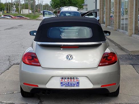 Used 2013 Volkswagen Beetle 2.5 FWD image 4
