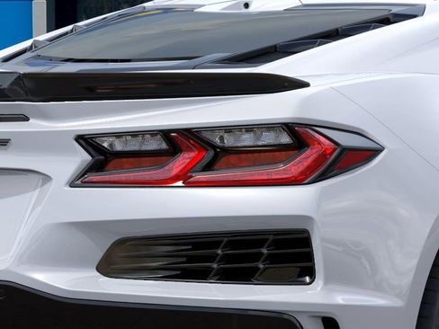 New 2025 Chevrolet Corvette E-Ray w/ ZER Performance Package image 18