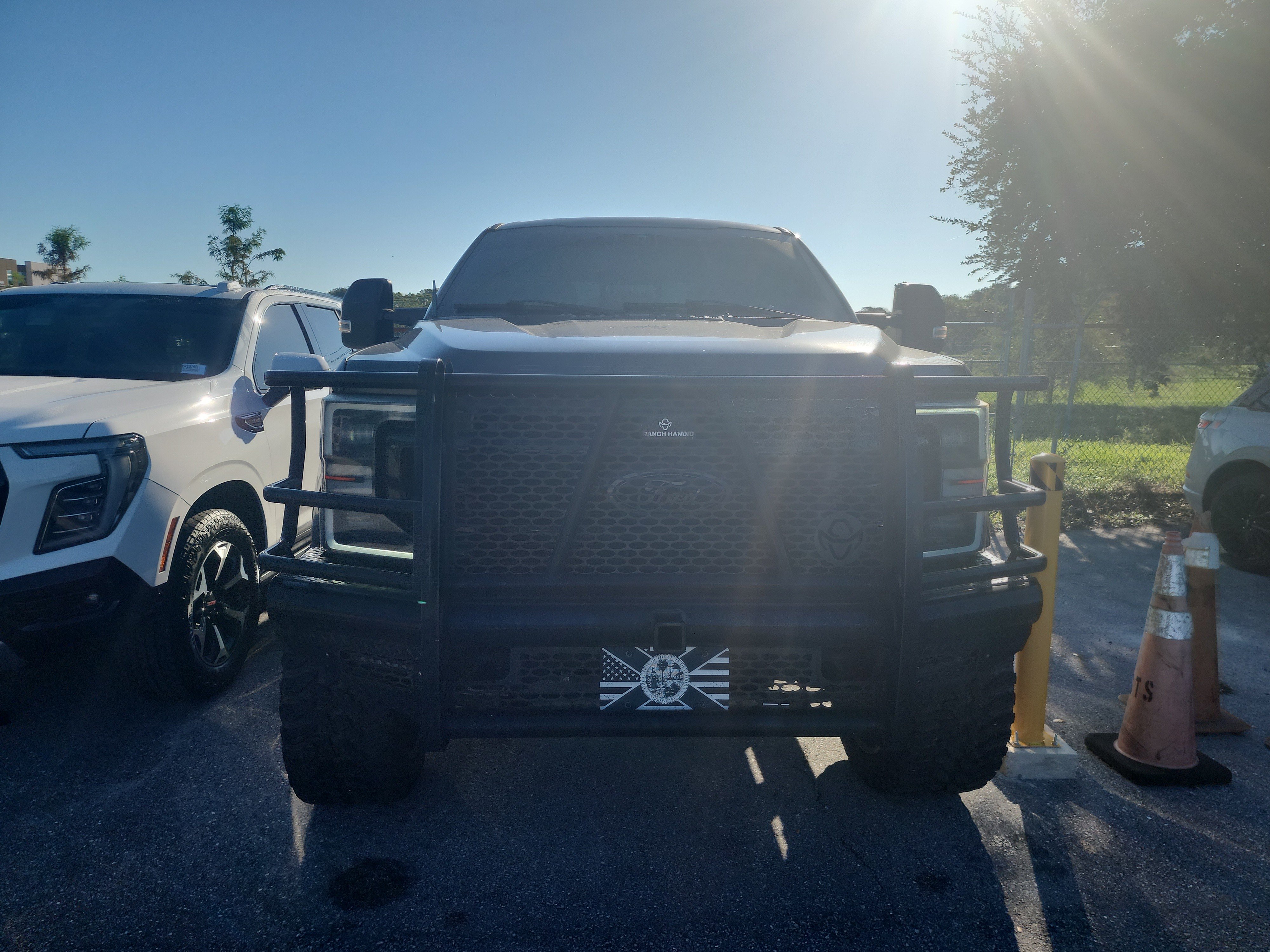 Used 2020 Ford F250 Lariat AWD/4WD image 2