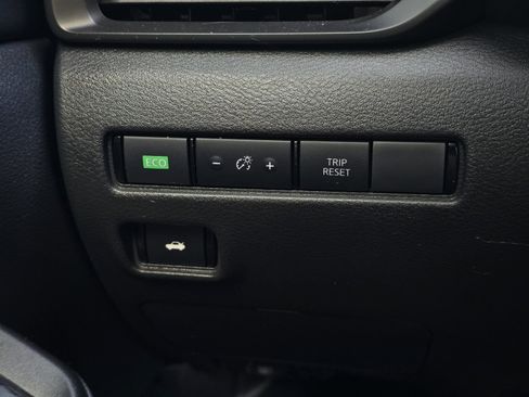 Certified 2025 Nissan Sentra S FWD image 23