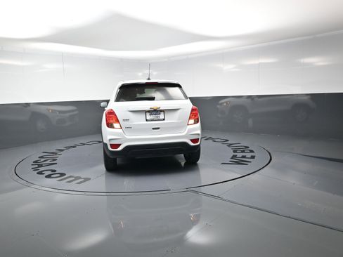 Certified 2020 Chevrolet Trax LS image 8