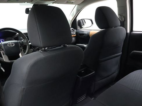 Certified 2020 Toyota Tacoma SR5 image 20