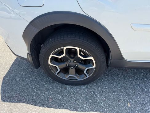 Used 2014 Subaru Crosstrek 2.0i Premium image 5