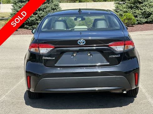 Used 2022 Toyota Corolla LE FWD image 4