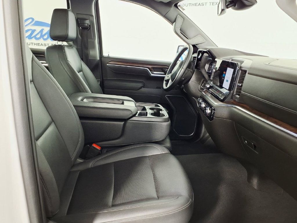 Used 2025 GMC Sierra 1500 SLT AWD/4WD image 10