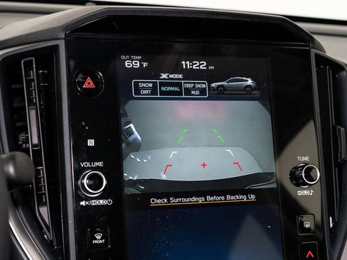 Used 2025 Subaru Crosstrek 2.0i Premium image 20