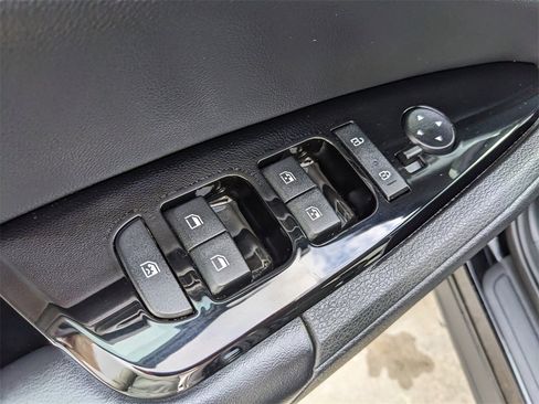 Certified 2023 Kia Sportage SX image 22