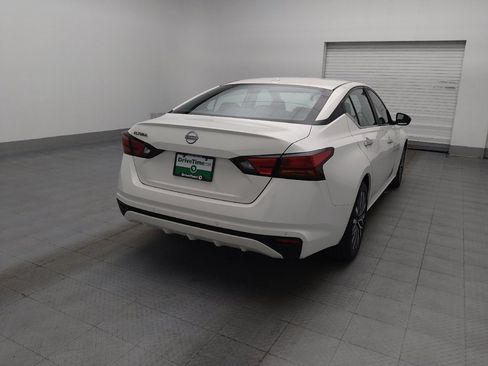 Used 2025 Nissan Altima 2.5 SV FWD image 7