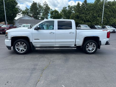 Used 2018 Chevrolet Silverado 1500 High Country AWD/4WD image 6