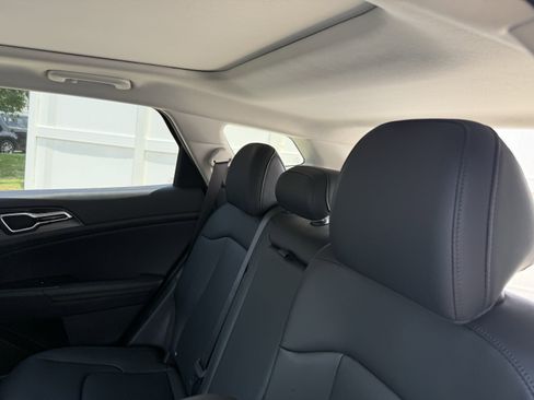 New 2026 Kia Sportage SX image 29