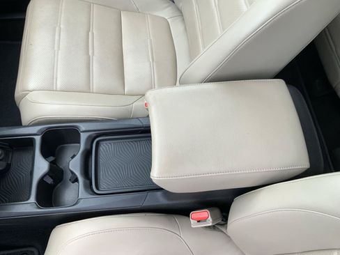 Used 2018 Honda CR-V Touring image 41